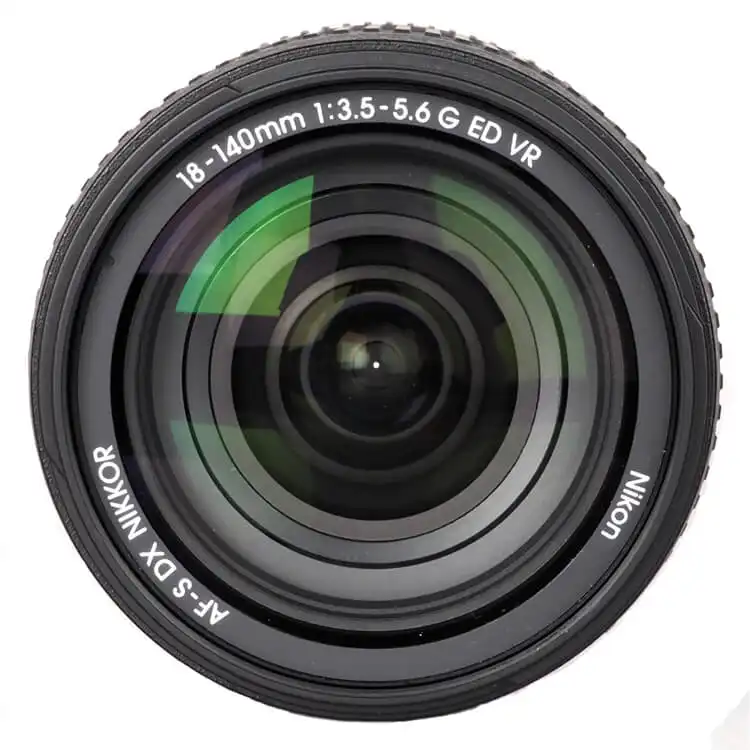  Lens Nikon AF-S DX Nikkor 18-140mm f/3.5-5.6G ED VR