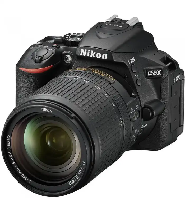  Digital Camera Nikon D5600 18-140mm VR AF-S DX