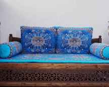  تشک نمدی و بالش فیروزه ای تخت سنتی