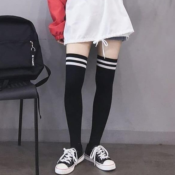  جوراب ساق بلند زنانه مشکی دو خط سفید کد PH102